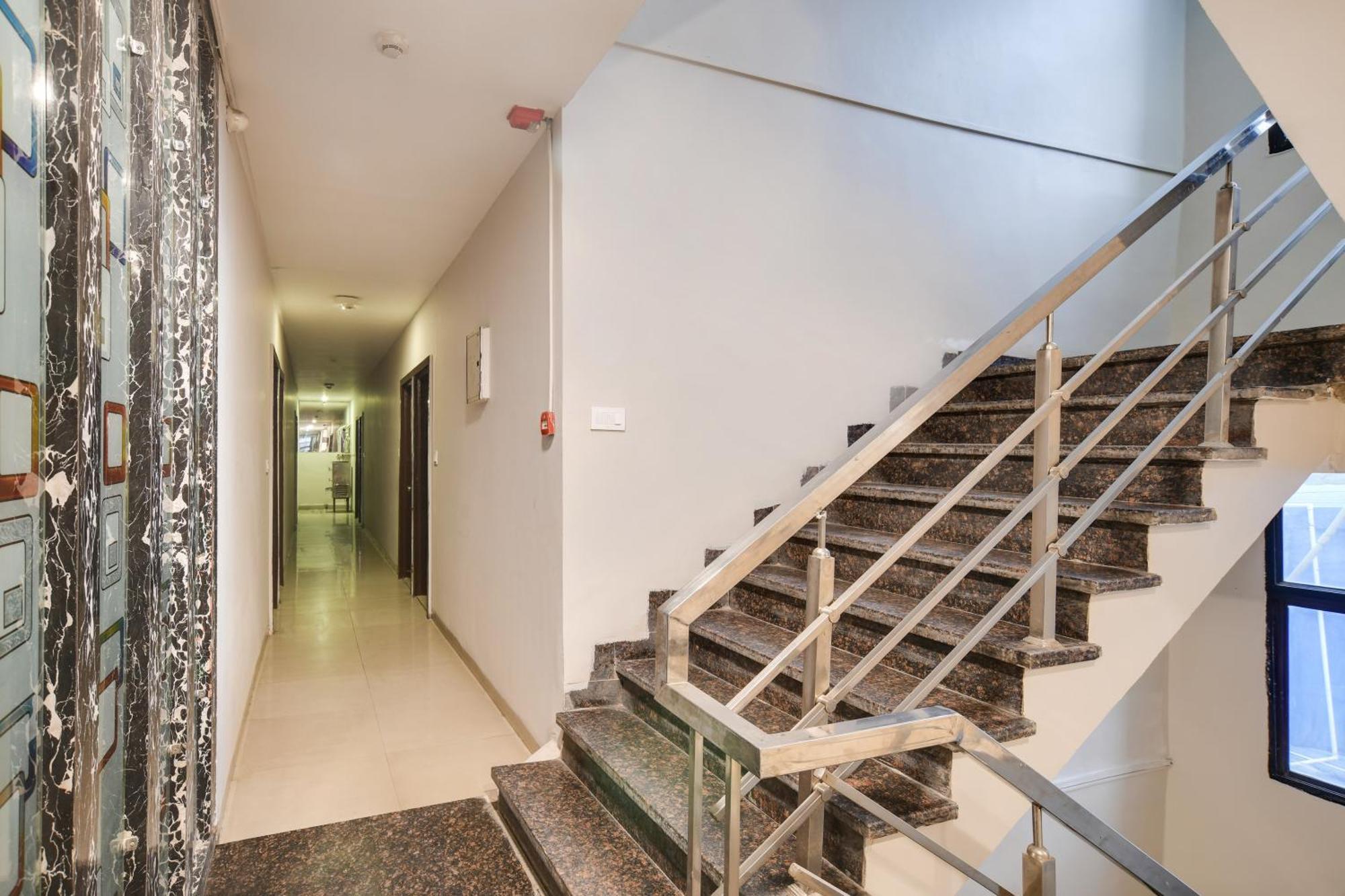 Townhouse Prime Stay Indore Exterior photo
